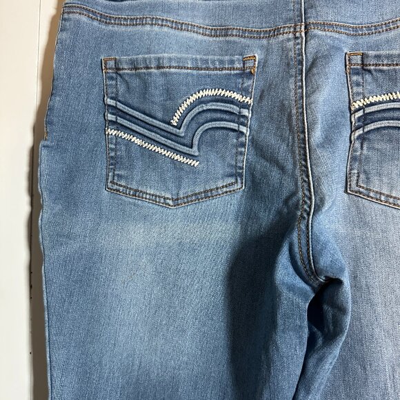 The Pioneer Woman Jeans Large Blue Denim Cotton Bootcut Leg Pull On Design - Picture 3 of 10